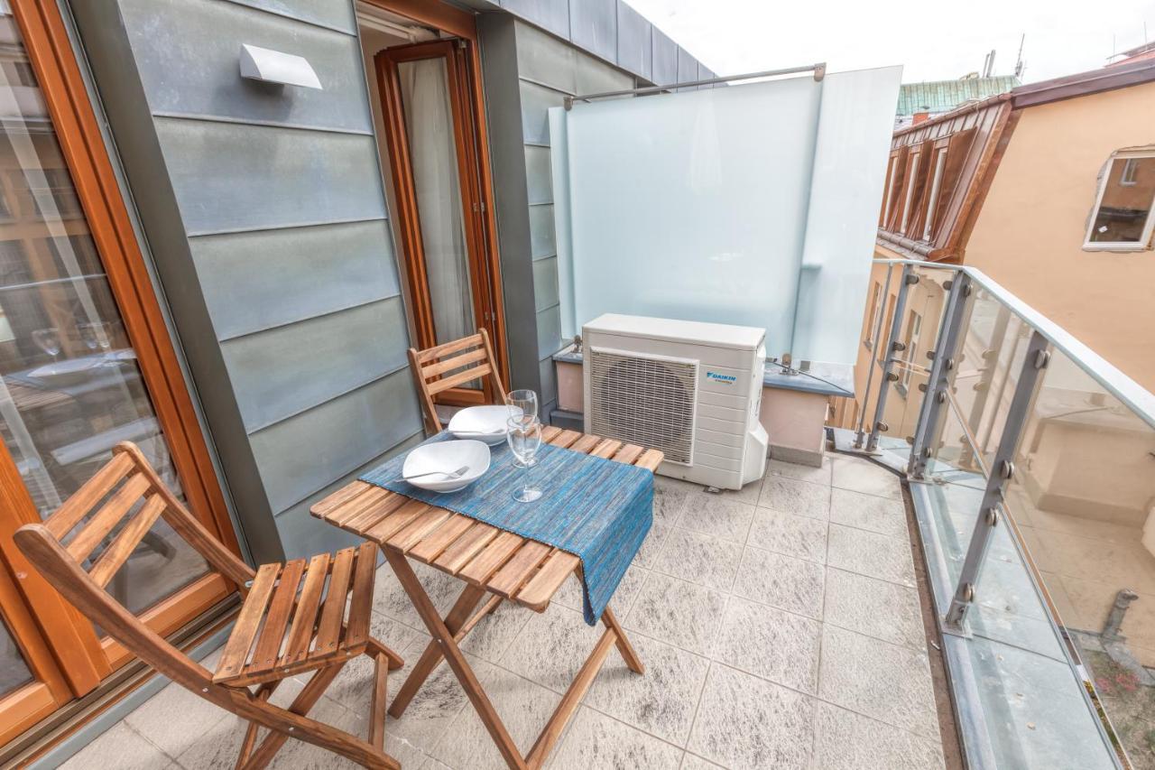 Modern Apartment Charvatova Prague Ngoại thất bức ảnh