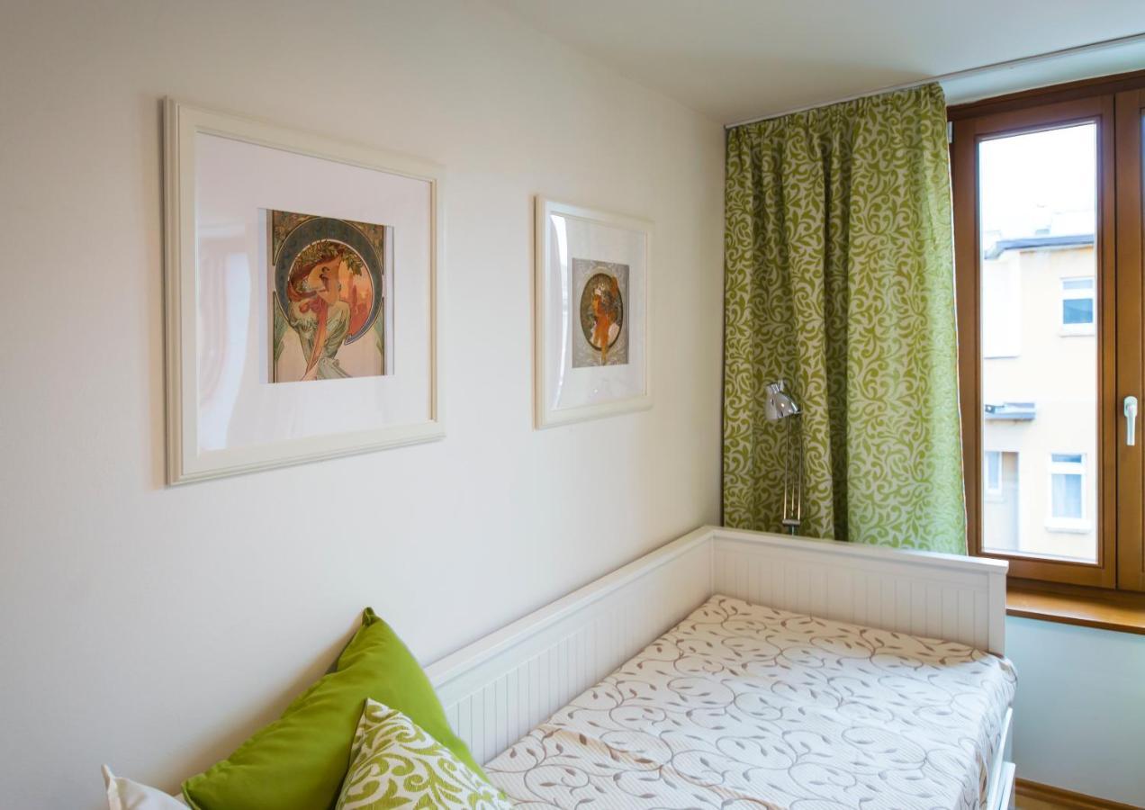 Modern Apartment Charvatova Prague Ngoại thất bức ảnh