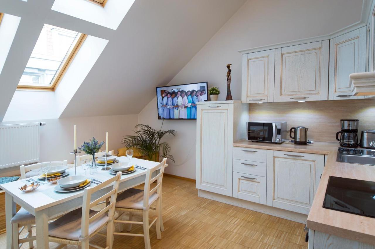 Modern Apartment Charvatova Prague Ngoại thất bức ảnh