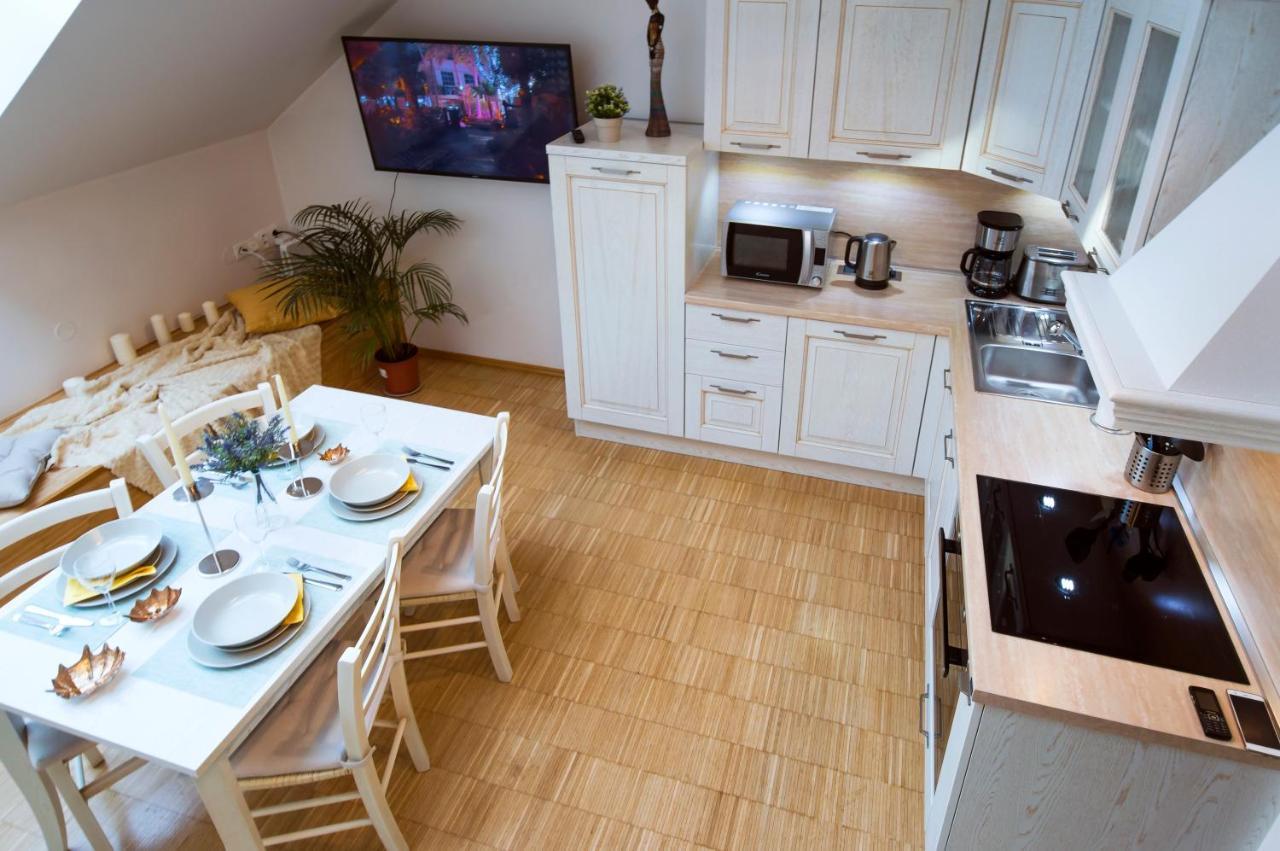 Modern Apartment Charvatova Prague Ngoại thất bức ảnh