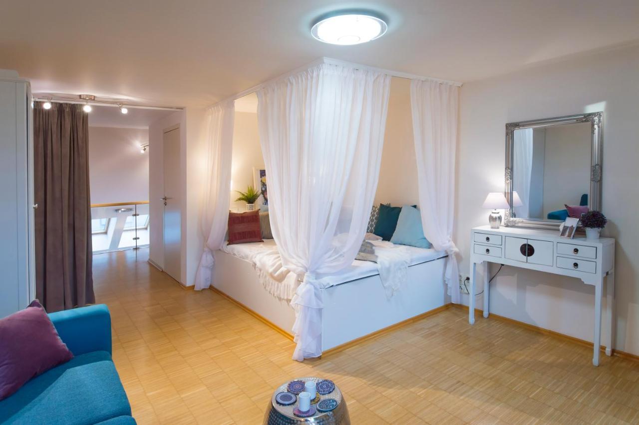 Modern Apartment Charvatova Prague Ngoại thất bức ảnh