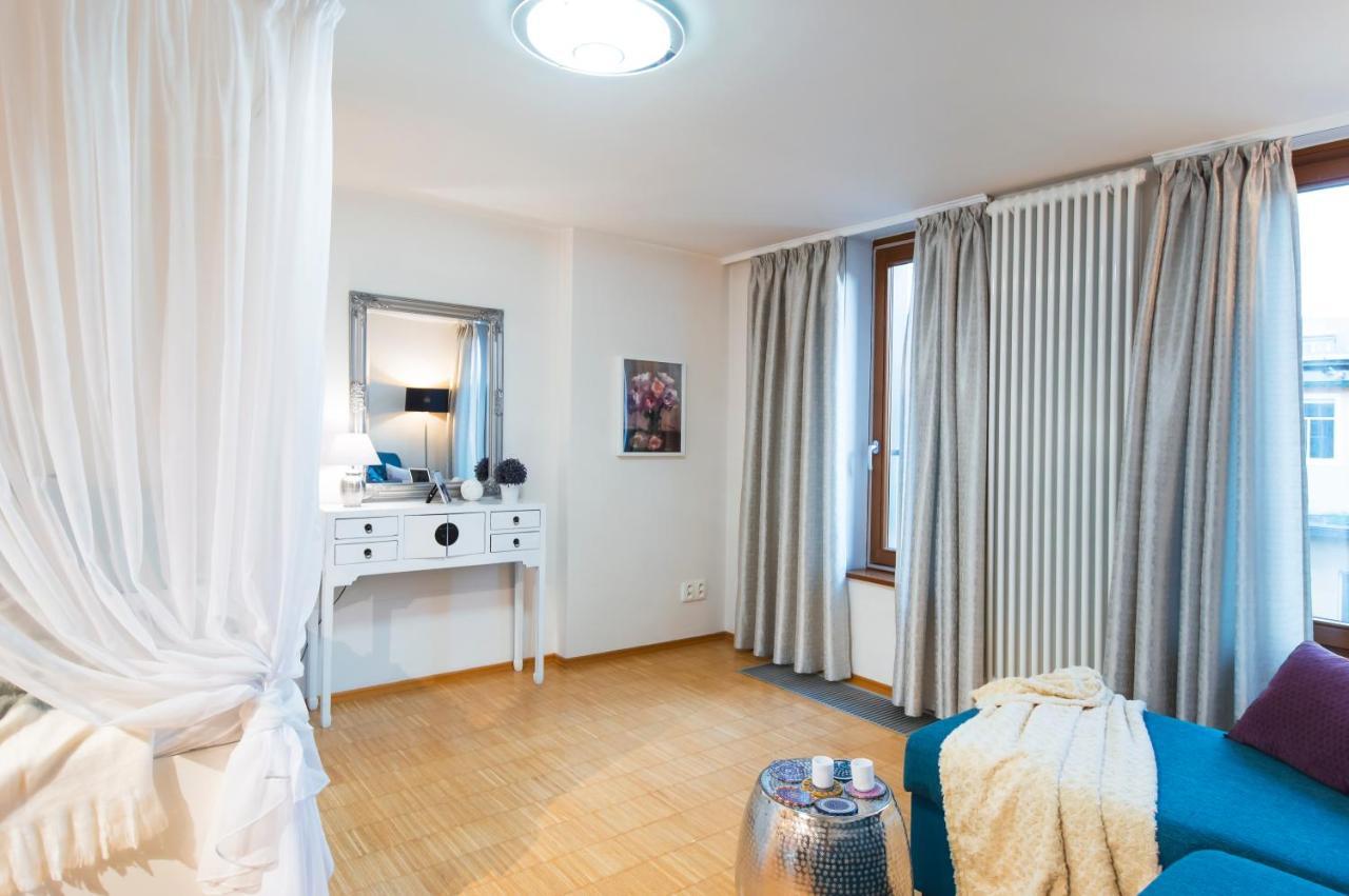Modern Apartment Charvatova Prague Ngoại thất bức ảnh
