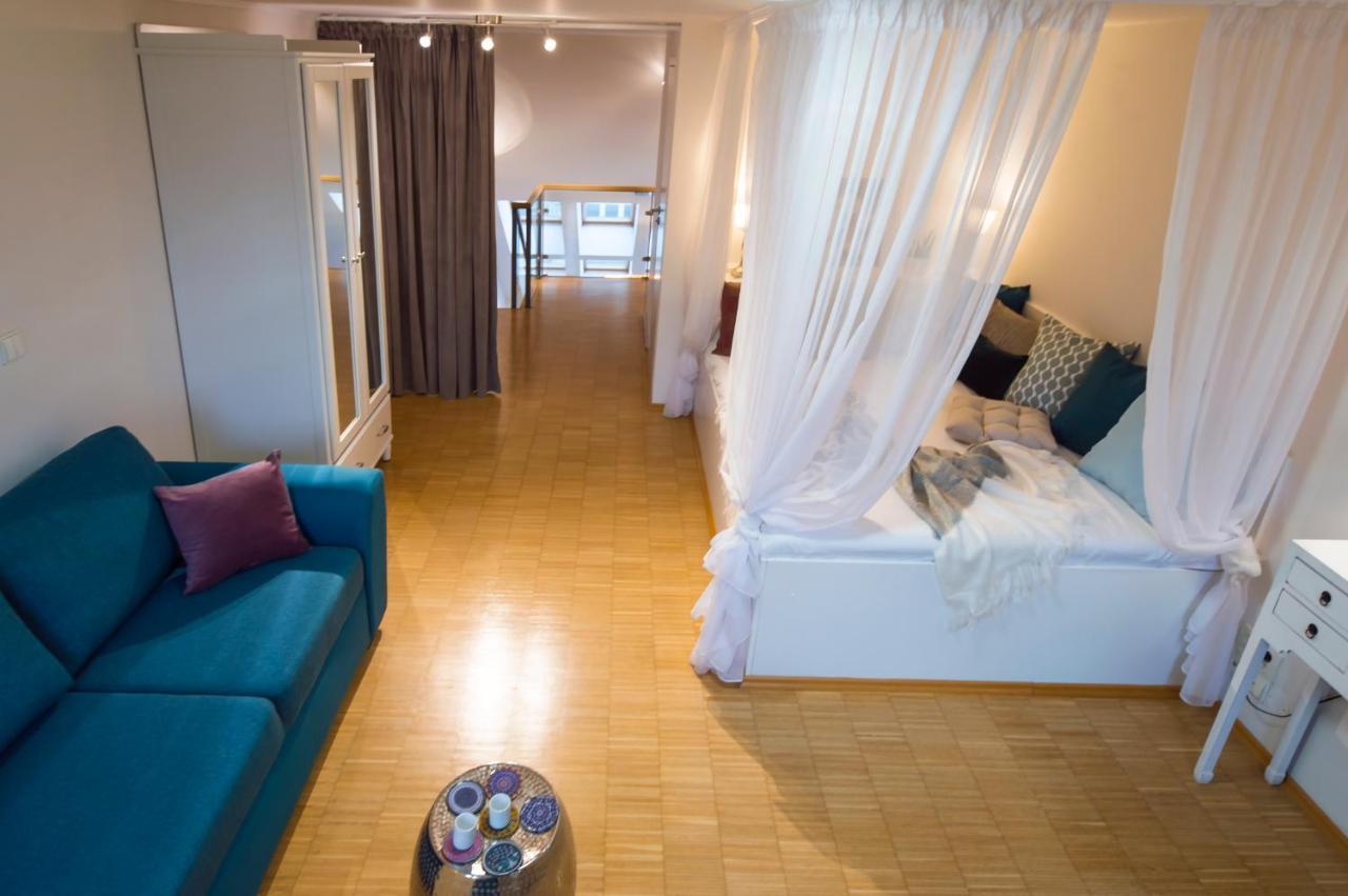 Modern Apartment Charvatova Prague Ngoại thất bức ảnh