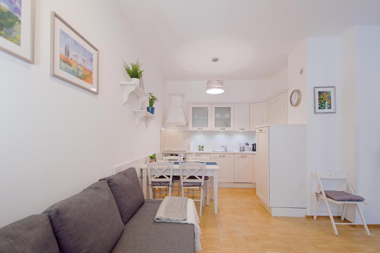 Modern Apartment Charvatova Prague Ngoại thất bức ảnh